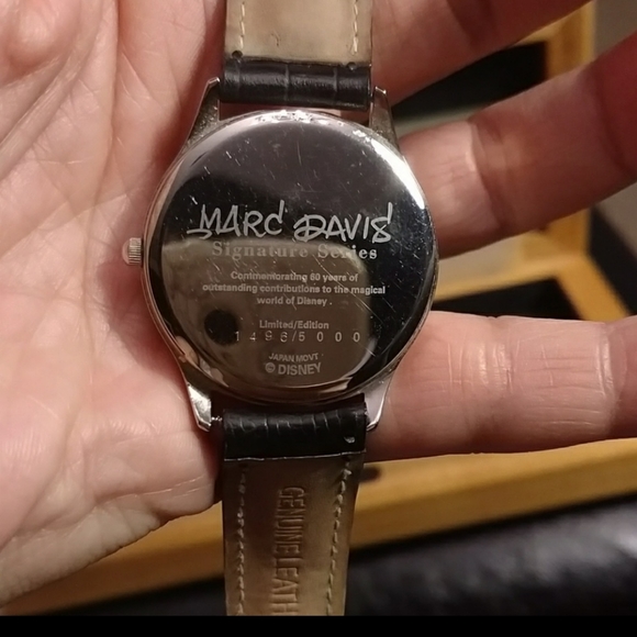 EUC Disney Signature Series Maleficent Watch main image 6